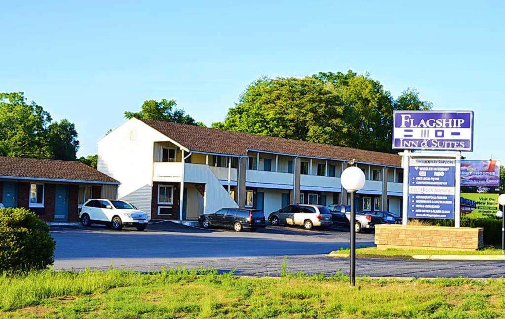 Flagship Inn & Suites Main image 1